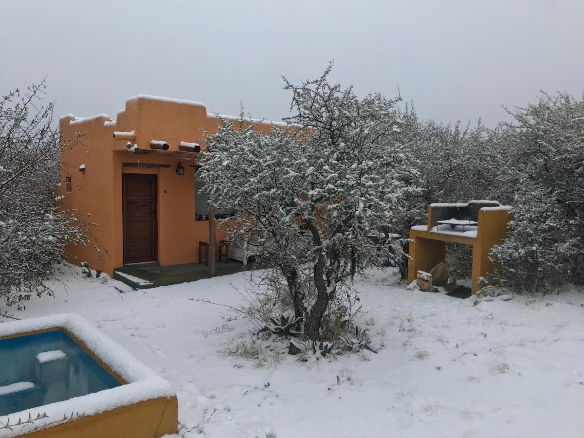 Cabanas Taos Pueblo カピージャ・デル・モンテ エクステリア 写真